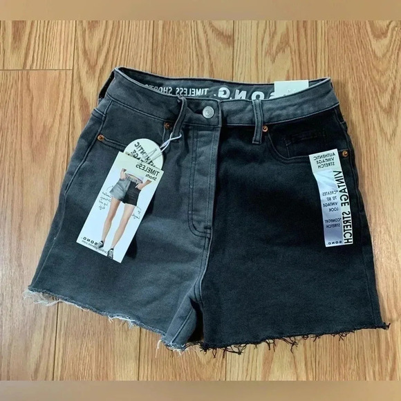 NEW  DENIM SHORTS - Picture 1 of 7